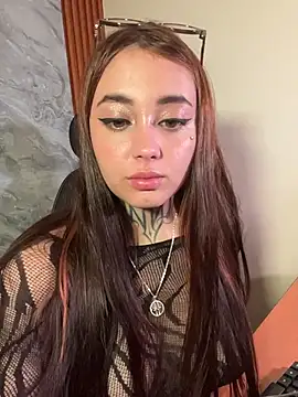 Snapshot of SofiaBermudez chatting on 05-20-26, 04:51 SofiaBermudez online show from 05-20-26, 04:51