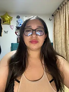 Snapshot of Whiitney_Bloom chatting on 09-16-25, 03:40 Whiitney Bloom online show from 09-16-25, 03:40