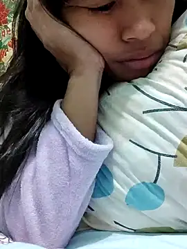 Snapshot of Sweet_Asian25 chatting on 12-30-24, 05:55 Sweet Asian25 online show from 12-30-24, 05:55