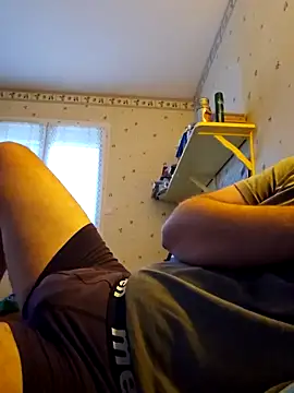 Snapshot of Boncoup7250xxx chatting on 09-13-25, 07:30 Boncoup7250xxx online show from 09-13-25, 07:30