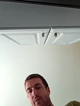 Snapshot of Boncoup7250xxx chatting on 09-17-25, 01:57 Boncoup7250xxx online show from 09-17-25, 01:57