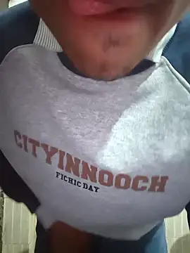 Snapshot of theindianjason chatting on 02-09-26, 02:37 theindianjason online show from 02-09-26, 02:37