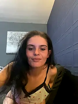 Snapshot of Camwithchlox chatting on 09-11-25, 08:53 Camwithchlox online show from 09-11-25, 08:53