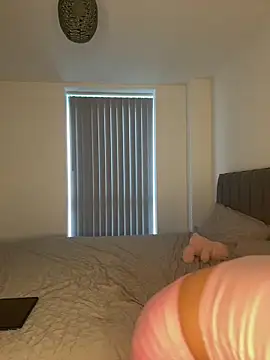 SexySaraxxoo online show from 04-07-26, 09:21