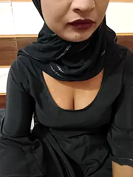 Itz Mayra  online show from 11-06-25, 06:47