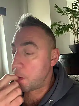 Marronglace1 online show from 02-18-26, 09:38