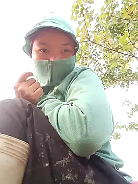 Huyen x online show from 04-02-26, 10:35