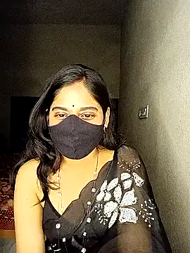 Snapshot of Tanya-mittal chatting on 09-12-25, 06:41 Tanya-mittal online show from 09-12-25, 06:41