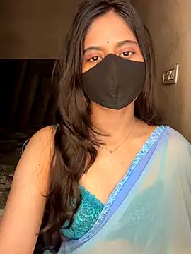 Snapshot of Tanya-mittal chatting on 11-01-25, 12:07 Tanya-mittal online show from 11-01-25, 12:07