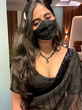 Snapshot of Tanya-mittal chatting on 11-14-25, 04:17 Tanya-mittal online show from 11-14-25, 04:17