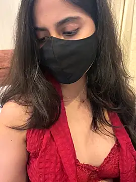 Snapshot of Tanya-mittal chatting on 11-17-25, 05:19 Tanya-mittal online show from 11-17-25, 05:19