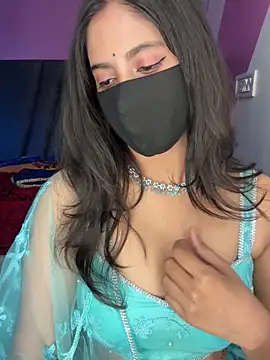 Snapshot of Tanya-mittal chatting on 12-01-25, 02:49 Tanya-mittal online show from 12-01-25, 02:49