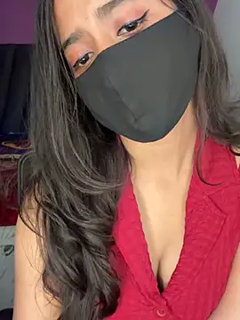 Snapshot of Tanya-mittal chatting on 12-03-25, 10:46 Tanya-mittal online show from 12-03-25, 10:46