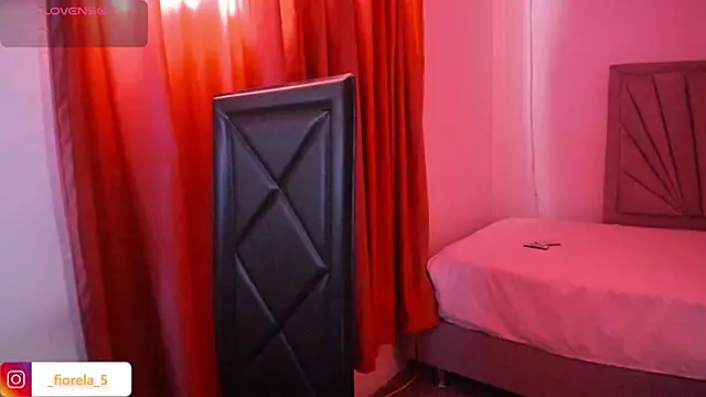 Fiorela 1 online show from 04-26-26, 06:27