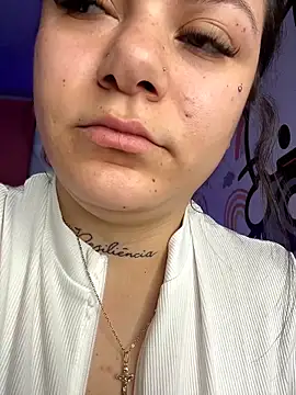 Snapshot of Megaan__More chatting on 11-07-25, 02:33 Megaan More online show from 11-07-25, 02:33