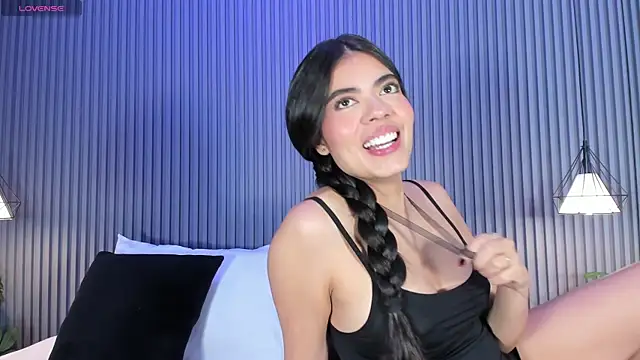 Isabellax21 online show from 01-15-26, 04:17