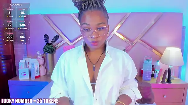 SophieSinclair online show from 03-28-26, 12:49