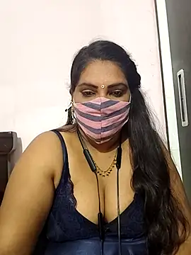 Snapshot of Nisha-telugu chatting on 09-11-25, 05:46 Nisha-telugu online show from 09-11-25, 05:46