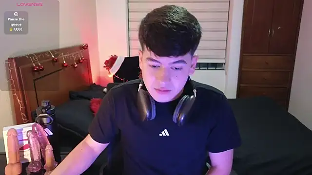 tightncuteass online show from 12-01-25, 11:21