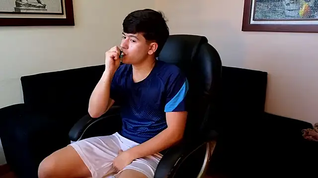 tightncuteass online show from 04-06-26, 09:38