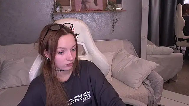 FoxyMayy online show from 12-02-25, 02:12