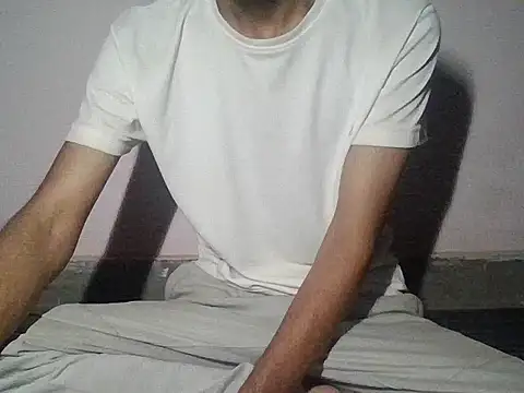 ash706339 online show from 09-15-25, 12:21