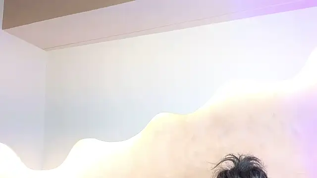 Kloee 12 online show from 12-17-25, 07:20