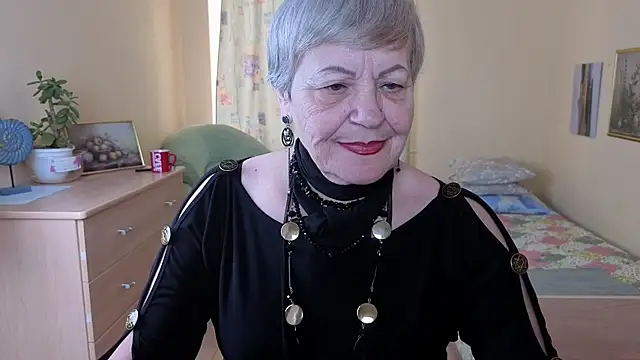 Snapshot of Freya_Fable chatting on 10-21-25, 09:32 Freya Fable online show from 10-21-25, 09:32