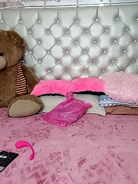 ZARAY 1118 online show from 12-20-25, 03:02