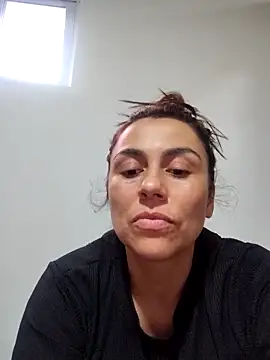 vanessa-titisM online show from 04-13-26, 10:26