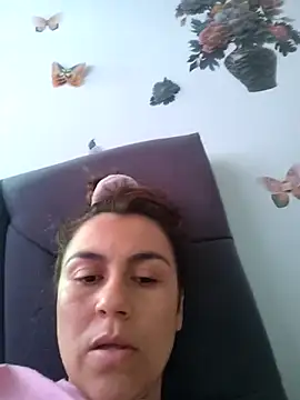 vanessa-titisM online show from 04-18-26, 07:58