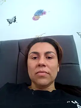 Snapshot of vanessa-titisM chatting on 04-30-26, 06:25 vanessa-titisM online show from 04-30-26, 06:25