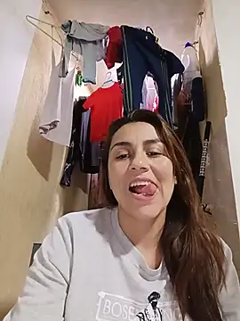 Snapshot of vanessa-titisM chatting on 07-28-26, 01:56 vanessa-titisM online show from 07-28-26, 01:56