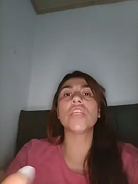 Snapshot of vanessa-titisM chatting on 07-29-26, 03:15 vanessa-titisM online show from 07-29-26, 03:15