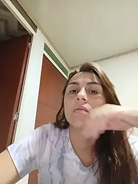 Snapshot of vanessa-titisM chatting on 07-30-26, 02:43 vanessa-titisM online show from 07-30-26, 02:43