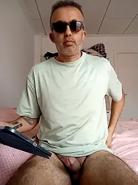 EmilioTaladdro online show from 04-25-26, 11:57