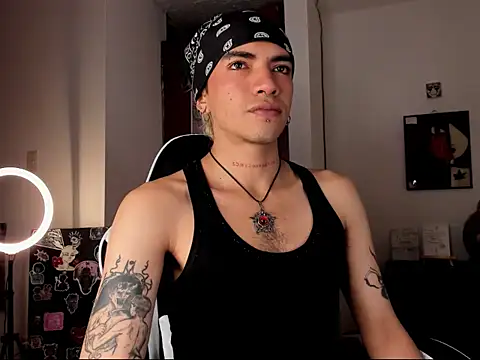 guynextdo0r online show from 10-01-25, 06:36