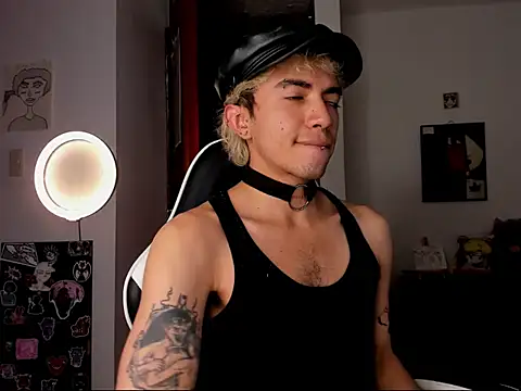 guynextdo0r online show from 10-10-25, 06:29