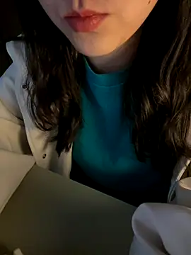 Snapshot of ruiki666 chatting on 10-25-25, 03:40 ruiki666 online show from 10-25-25, 03:40