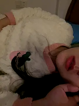 Snapshot of ruiki666 chatting on 11-08-25, 11:54 ruiki666 online show from 11-08-25, 11:54