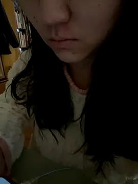 Snapshot of ruiki666 chatting on 11-19-25, 02:33 ruiki666 online show from 11-19-25, 02:33