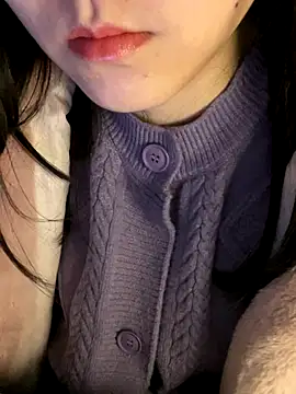 Snapshot of ruiki666 chatting on 11-23-25, 12:27 ruiki666 online show from 11-23-25, 12:27