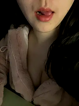 Snapshot of ruiki666 chatting on 11-24-25, 03:12 ruiki666 online show from 11-24-25, 03:12