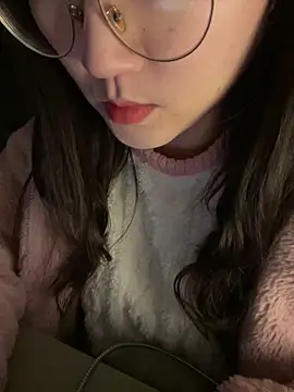 Snapshot of ruiki666 chatting on 12-14-25, 03:17 ruiki666 online show from 12-14-25, 03:17