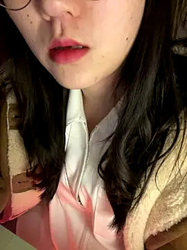 Snapshot of ruiki666 chatting on 12-16-25, 02:44 ruiki666 online show from 12-16-25, 02:44