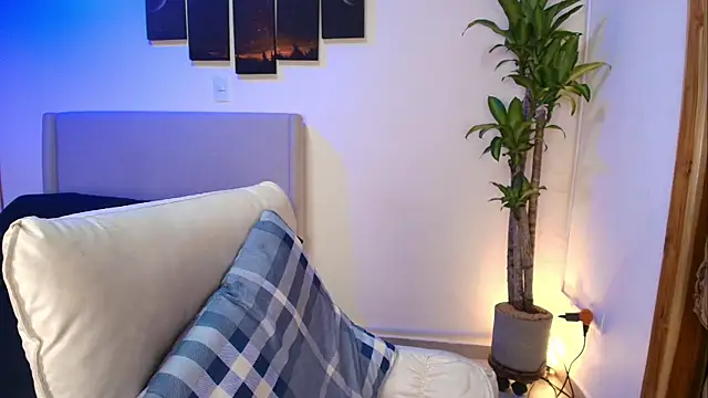 MaryMoon  online show from 11-09-25, 07:34