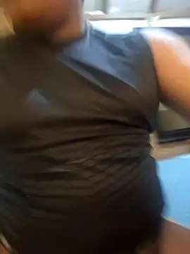 Snapshot of HappyBaseline65 chatting on 10-09-25, 11:25 HappyBaseline65 online show from 10-09-25, 11:25