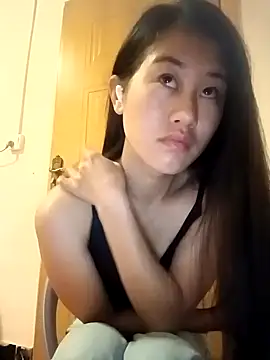 luy-xinh02 online show from 11-05-25, 10:32