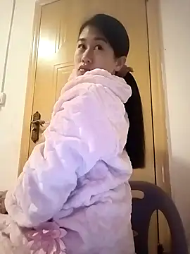 luy-xinh02 online show from 11-25-25, 01:33