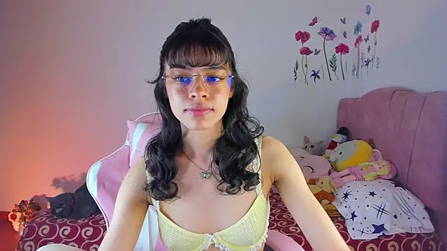 maddy parker   online show from 07-22-26, 01:19